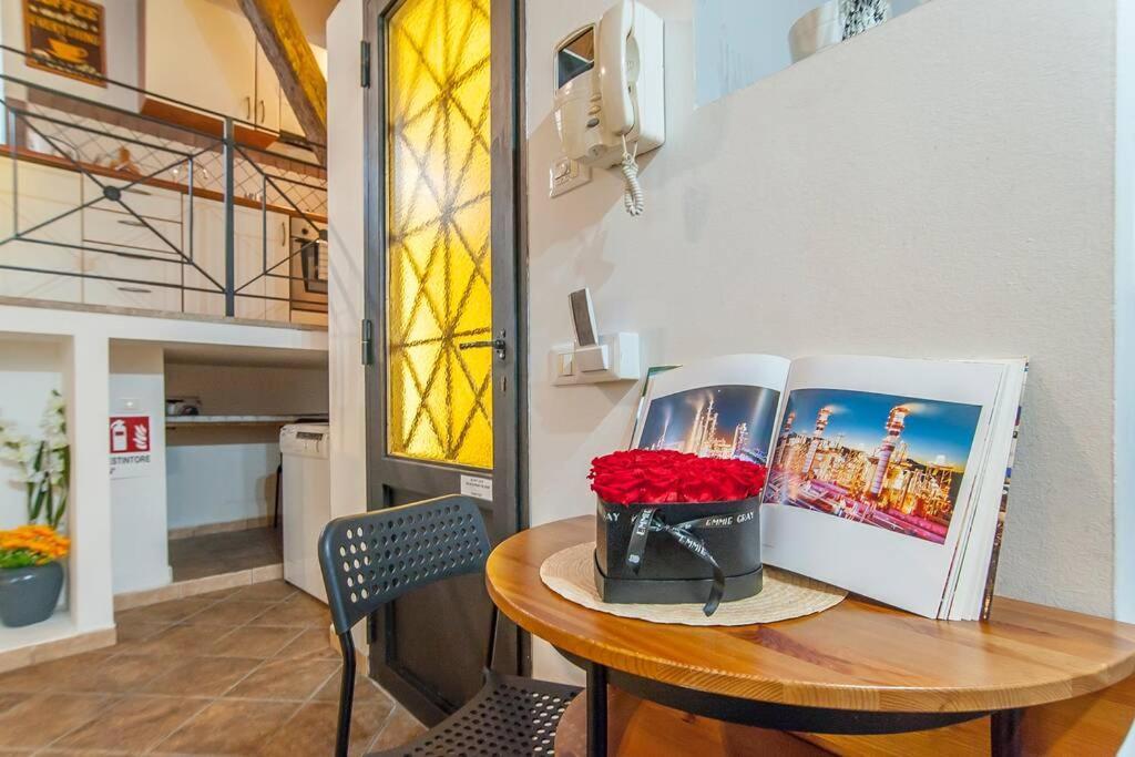 L'Antico Borgo Di Trastevere Рим Екстериор снимка